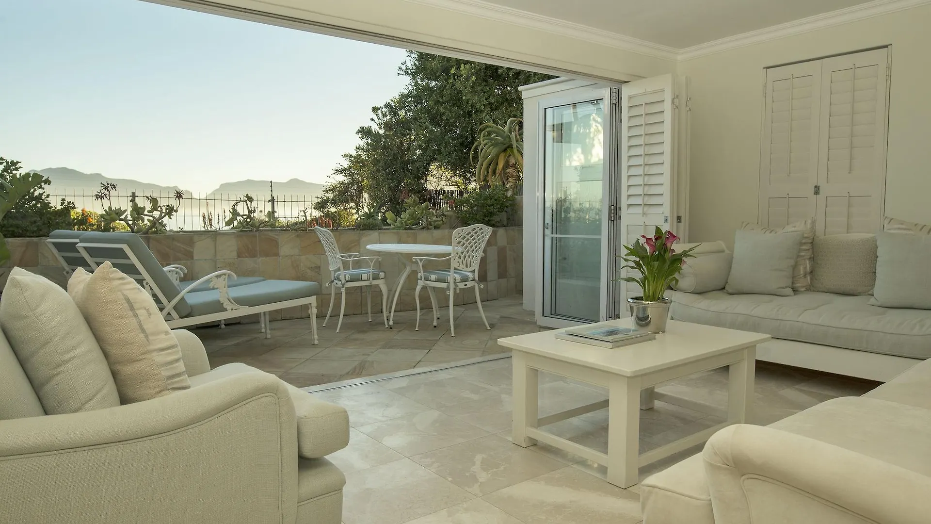 Last Word Long Beach Kommetjie Guest house